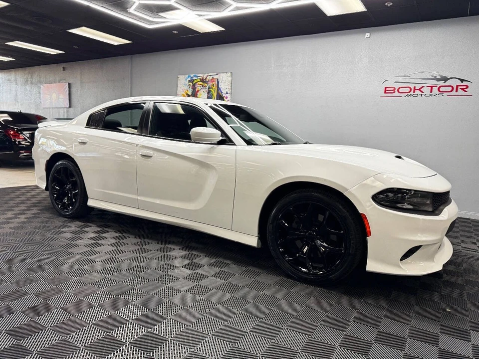 2019 Dodge Charger 7th Gen - Image 2 of 12