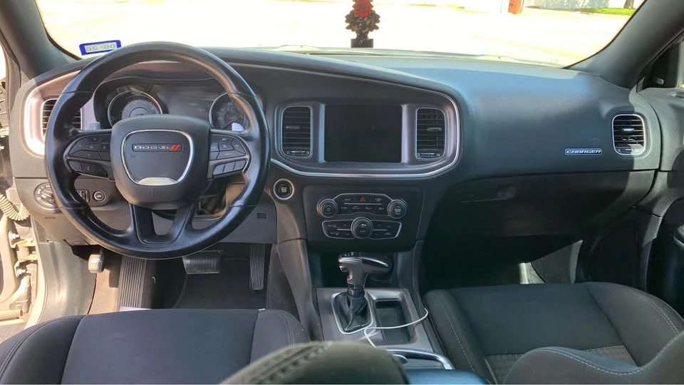 2019 Dodge Charger 7th Gen - Image 9 of 16