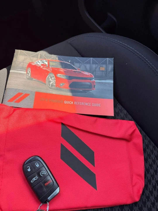 2019 Dodge Charger 7th Gen - Image 17 of 20