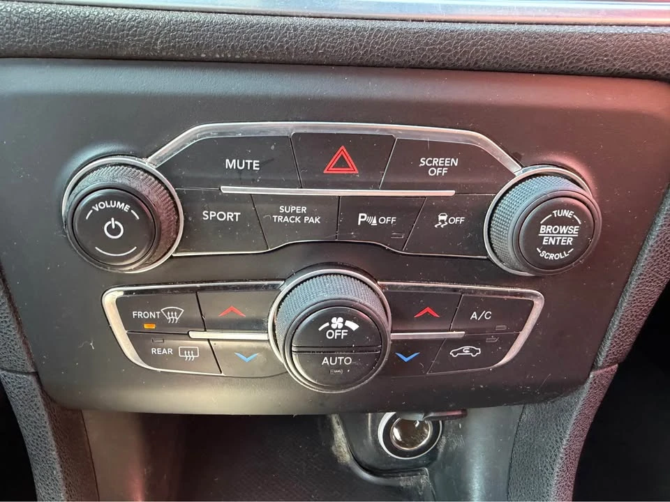 2019 Dodge Charger 7th Gen - Image 15 of 18