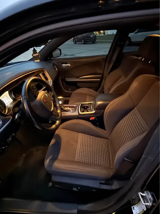 2019 Dodge Charger 7th Gen - Image 9 of 17