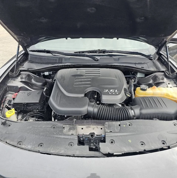 2019 Dodge Charger 7th Gen - Image 16 of 18