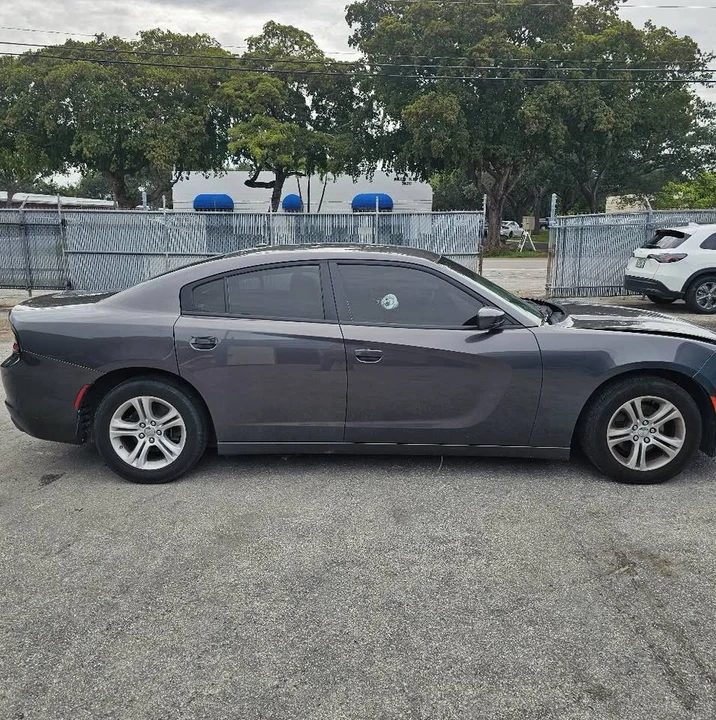 2019 Dodge Charger 7th Gen - Image 14 of 18