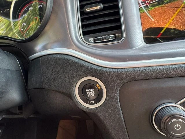 2019 Dodge Charger 7th Gen - Image 27 of 28