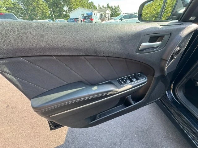 2019 Dodge Charger 7th Gen - Image 19 of 28