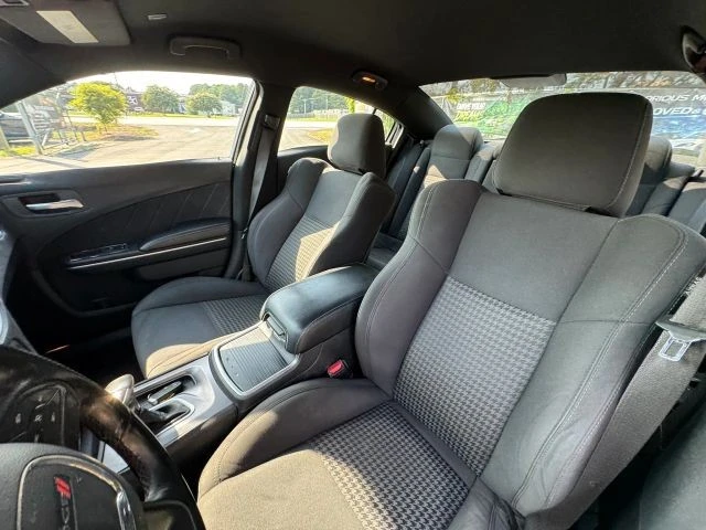 2019 Dodge Charger 7th Gen - Image 20 of 28