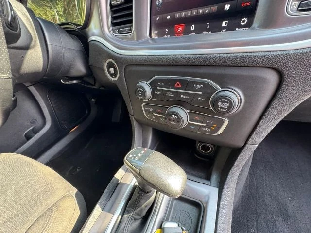 2019 Dodge Charger 7th Gen - Image 17 of 28