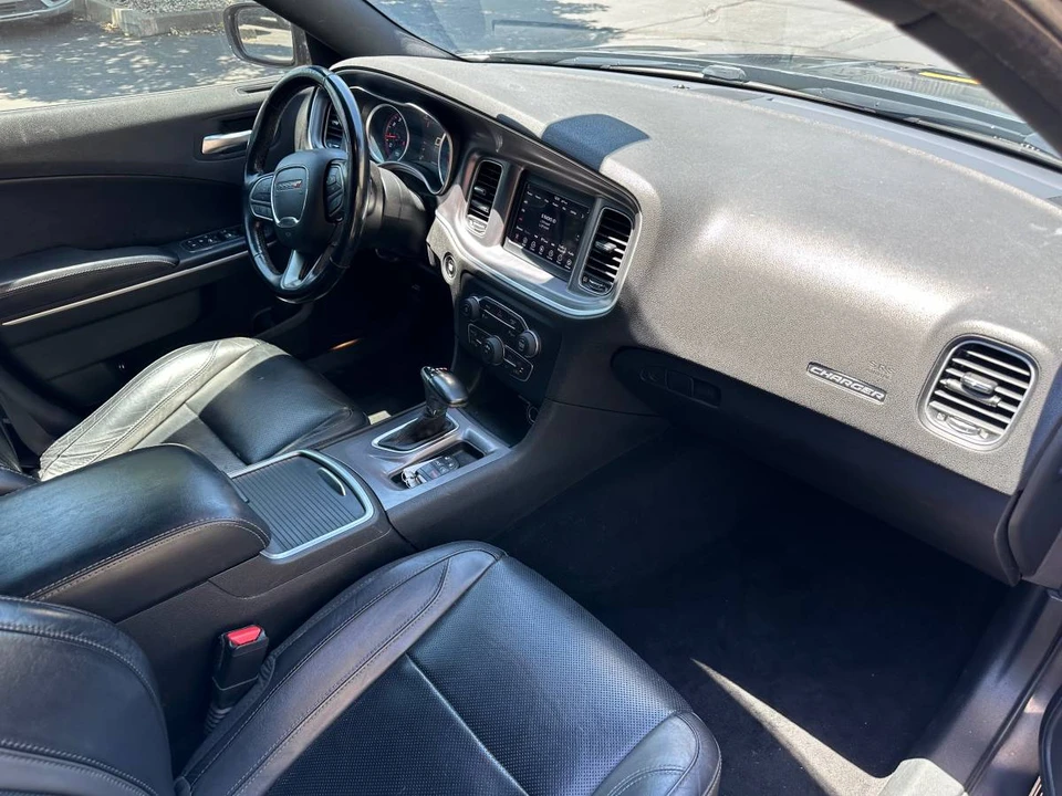 2019 Dodge Charger 7th Gen - Image 5 of 8