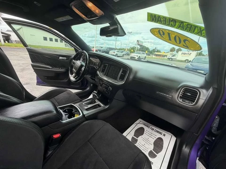 2019 Dodge Charger 7th Gen - Image 16 of 19