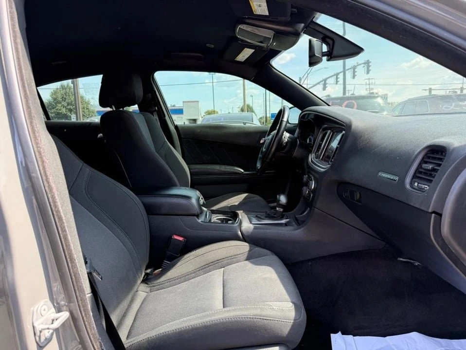 2019 Dodge Charger 7th Gen - Image 11 of 12