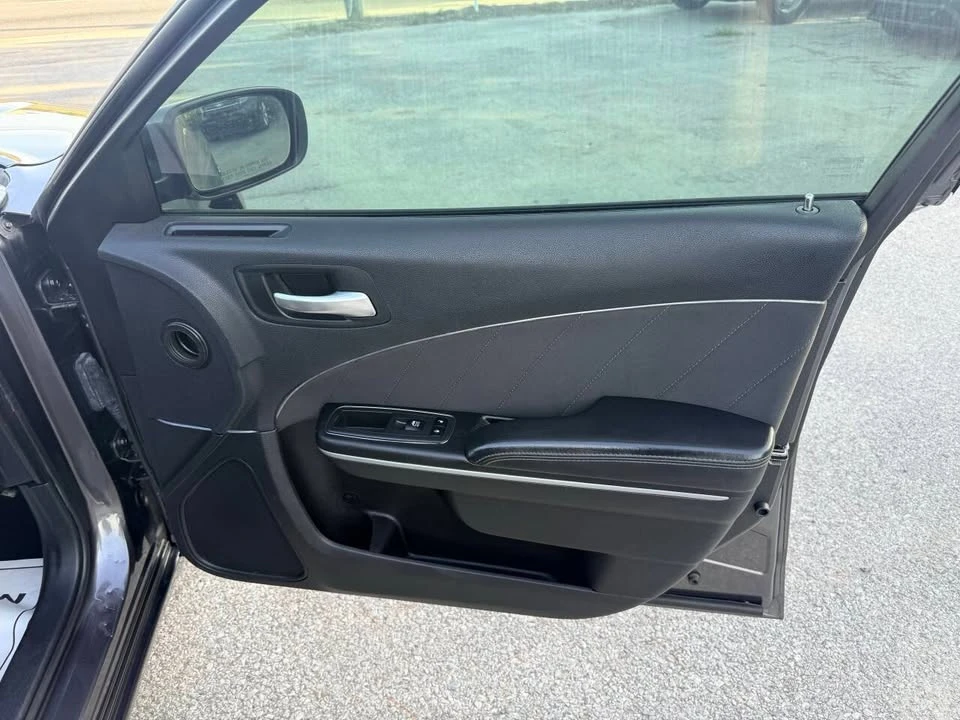 2019 Dodge Charger 7th Gen - Image 9 of 18