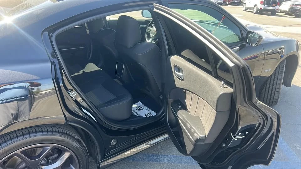2019 Dodge Charger 7th Gen - Image 14 of 20