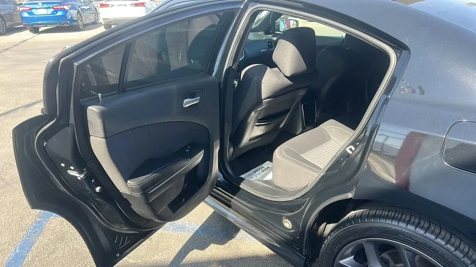 2019 Dodge Charger 7th Gen - Image 10 of 20