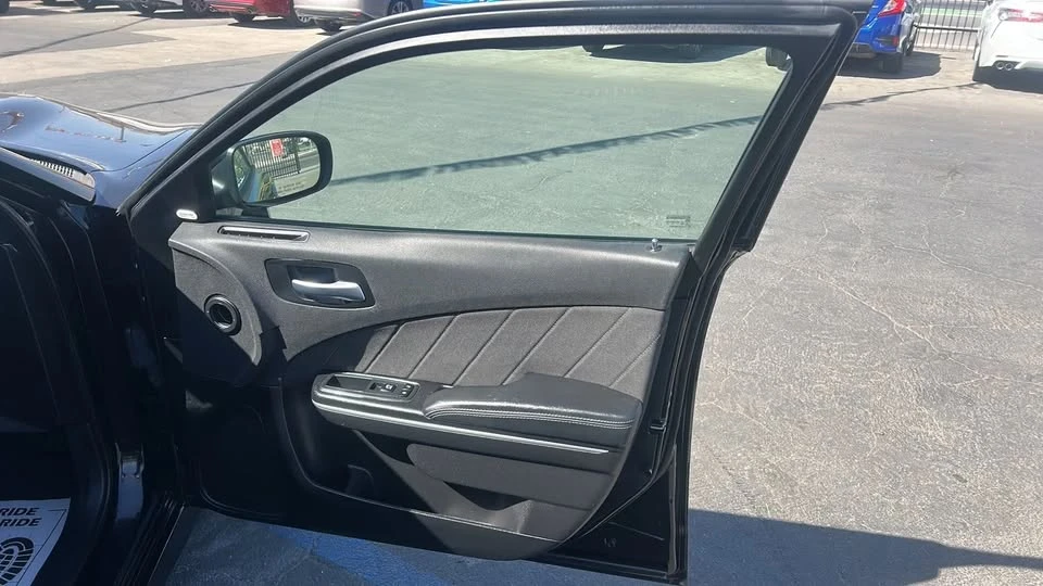 2019 Dodge Charger 7th Gen - Image 12 of 20