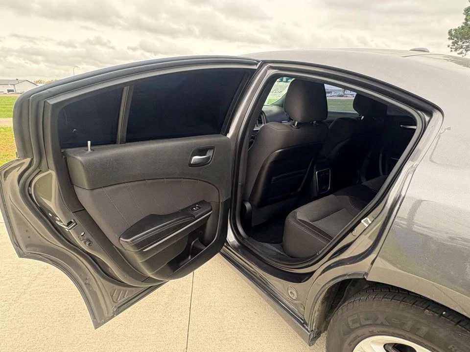 2019 Dodge Charger 7th Gen - Image 16 of 20