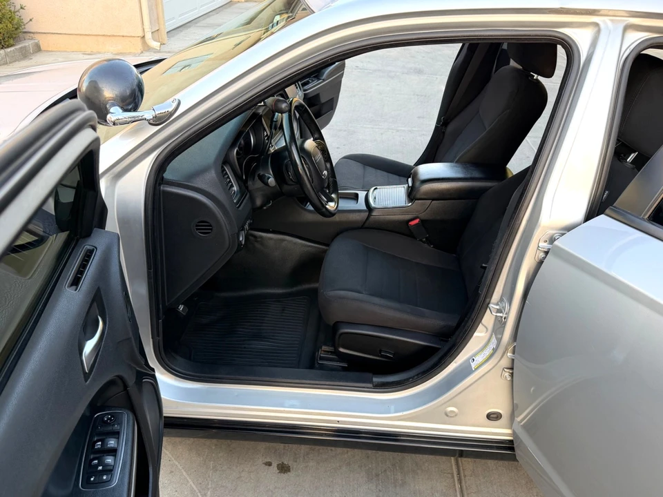 2019 Dodge Charger 7th Gen - Image 11 of 21