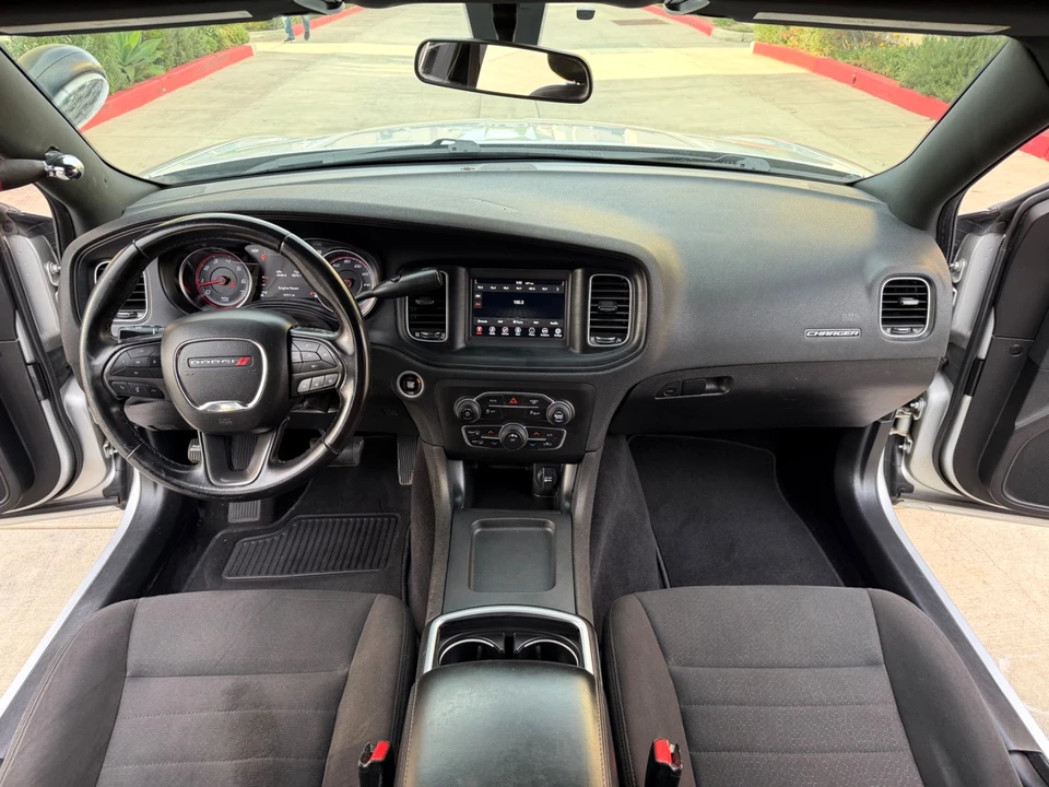 2019 Dodge Charger 7th Gen - Image 15 of 21