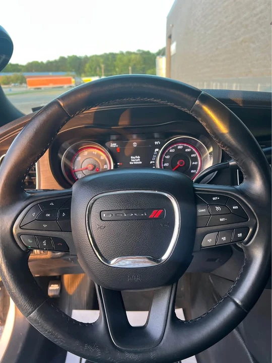 2019 Dodge Charger 7th Gen - Image 12 of 13