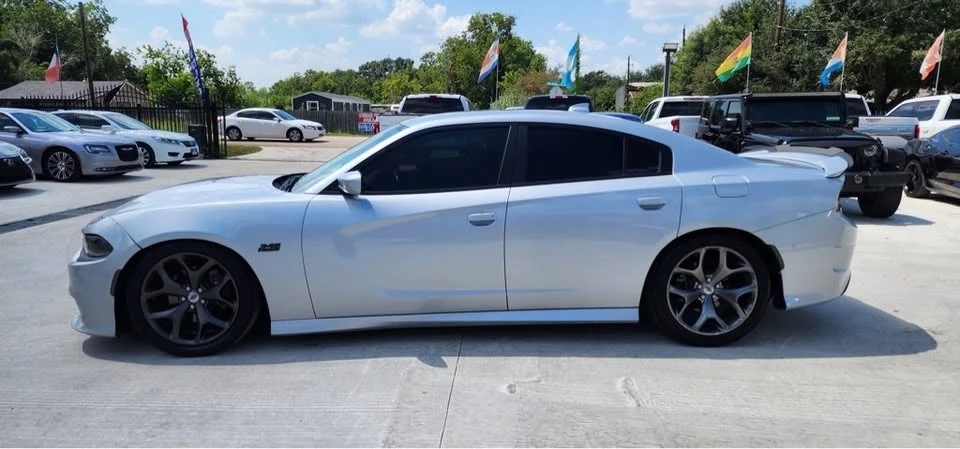 2019 Dodge Charger 7th Gen - Image 5 of 9