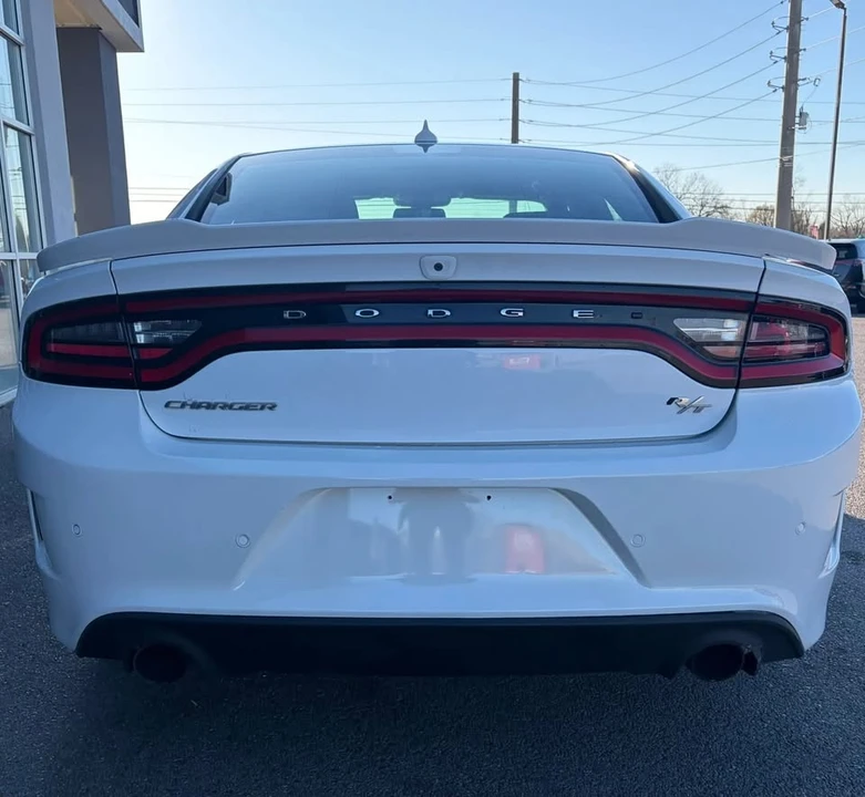 2019 Dodge Charger 7th Gen - Image 16 of 18