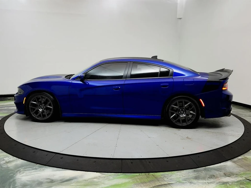2019 Dodge Charger 8th Gen - Image 8 of 12
