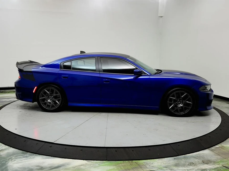 2019 Dodge Charger 8th Gen - Image 4 of 12