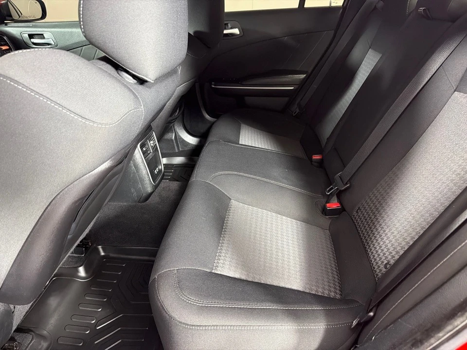 2019 Dodge Charger 7th Gen - Image 18 of 25