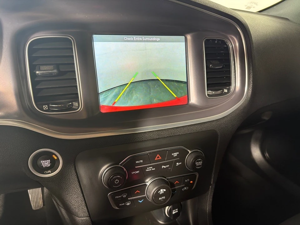 2019 Dodge Charger 7th Gen - Image 16 of 25