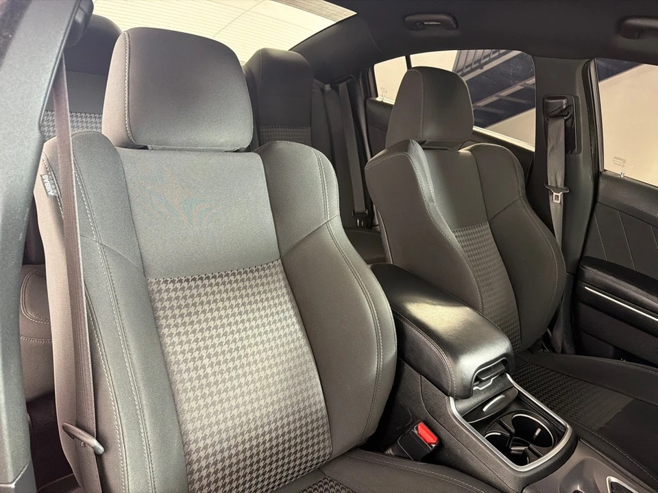 2019 Dodge Charger 7th Gen - Image 23 of 25