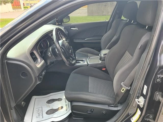 2019 Dodge Charger 8th Gen - Image 9 of 12