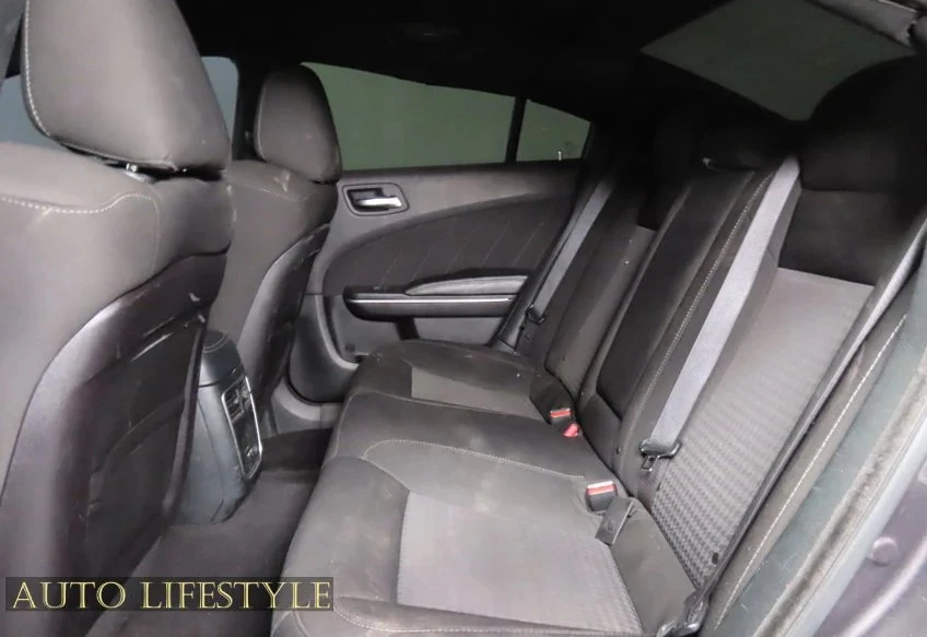 2019 Dodge Charger 7th Gen - Image 27 of 31