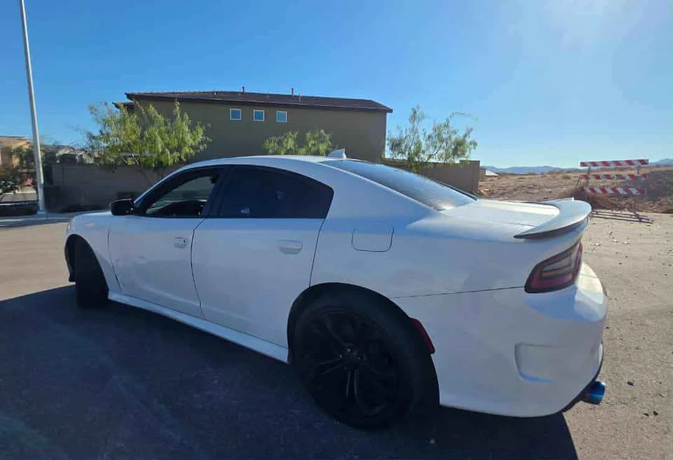 2019 Dodge Charger 7th Gen - Image 6 of 9