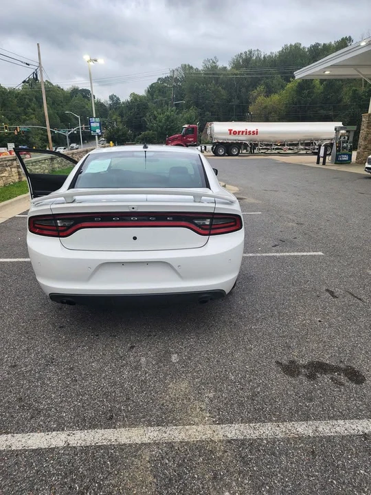 2019 Dodge Charger 7th Gen - Image 3 of 15