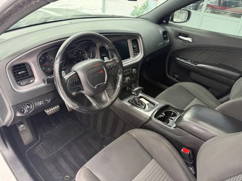 2019 Dodge Charger 7th Gen - Image 10 of 19