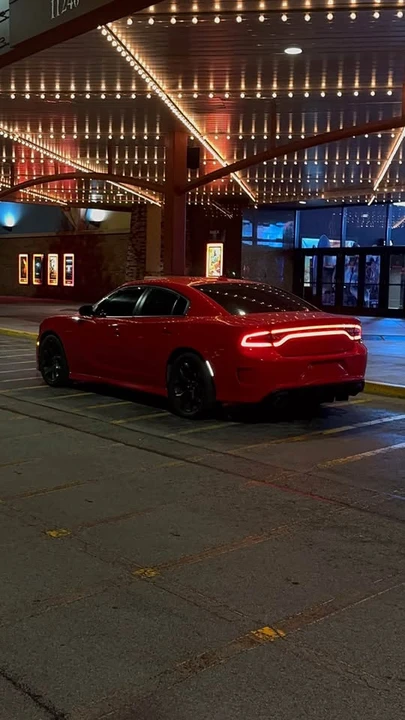 2019 Dodge Charger 7th Gen - Image 2 of 14