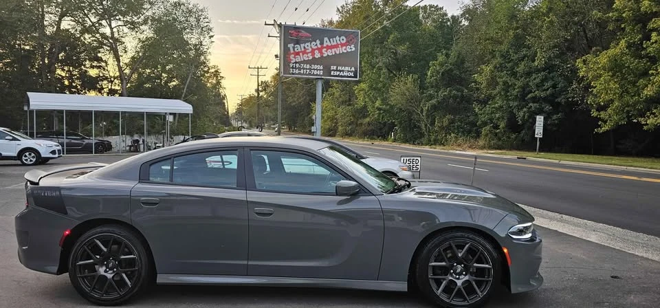 2019 Dodge Charger 7th Gen - Image 16 of 17