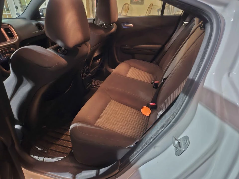 2019 Dodge Charger 7th Gen - Image 6 of 9