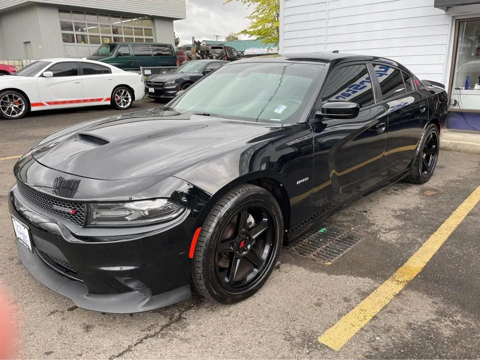 2019 Dodge Charger 7th Gen - Image 2 of 10