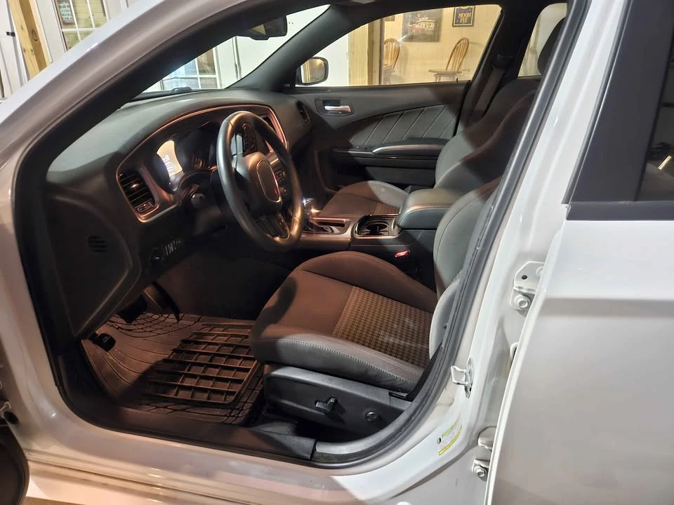 2019 Dodge Charger 7th Gen - Image 3 of 9