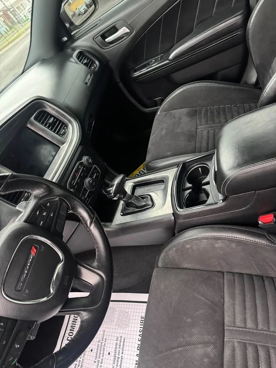 2019 Dodge Charger 7th Gen - Image 10 of 14