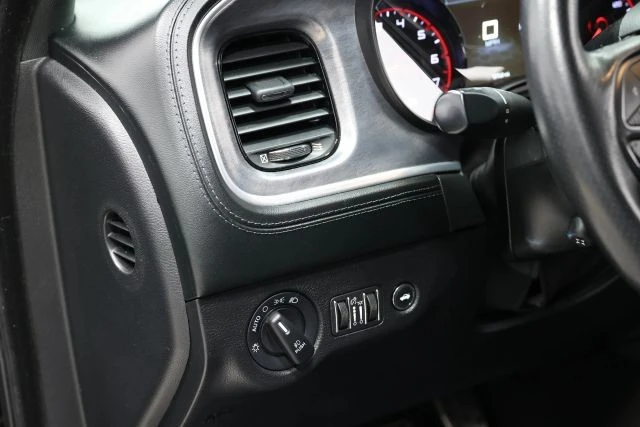 2019 Dodge Charger 7th Gen - Image 15 of 21