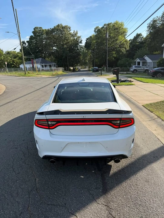 2019 Dodge Charger 7th Gen - Image 6 of 11