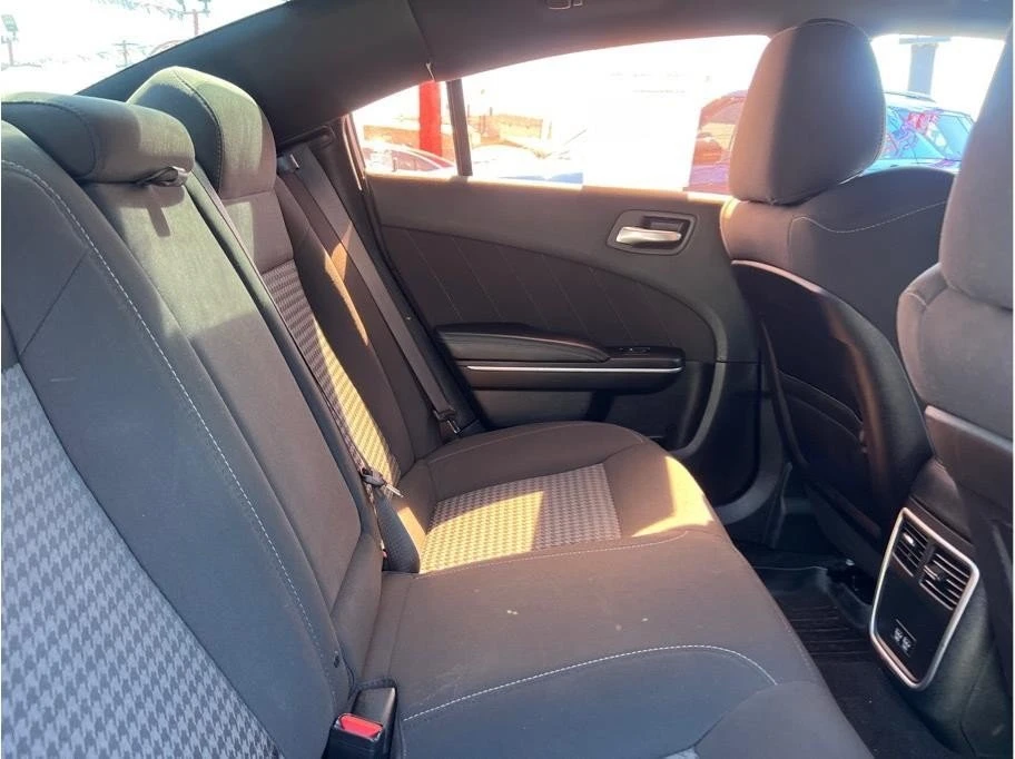 2019 Dodge Charger 7th Gen - Image 15 of 20