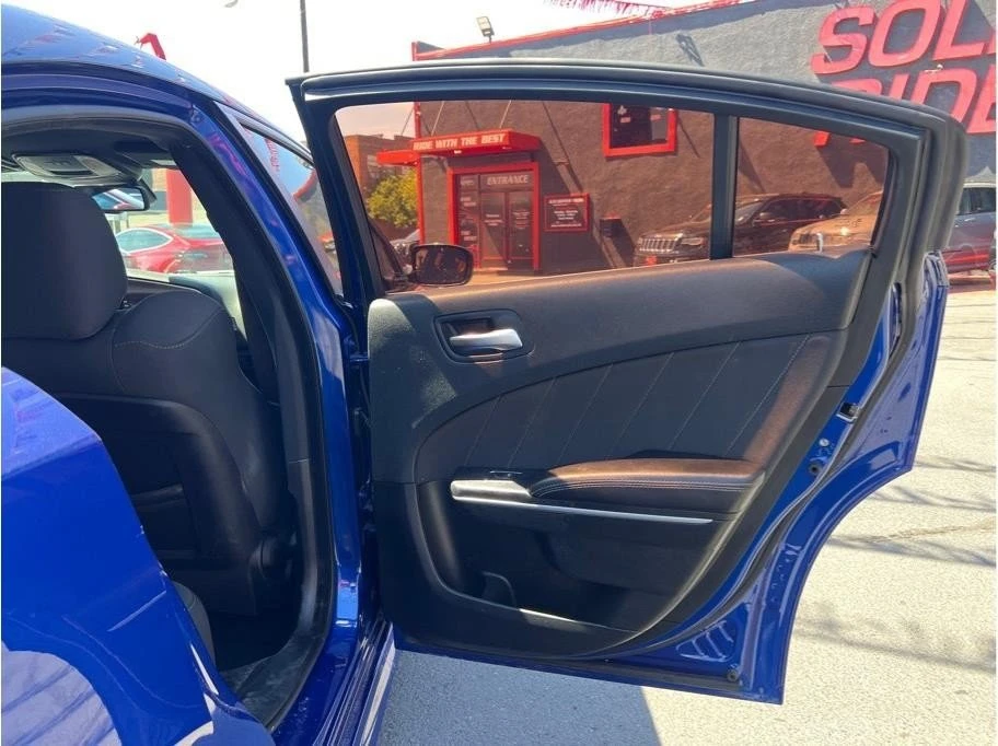 2019 Dodge Charger 7th Gen - Image 19 of 20