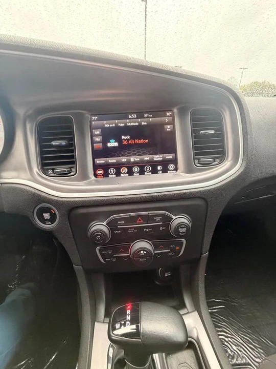 2019 Dodge Charger 7th Gen - Image 9 of 10