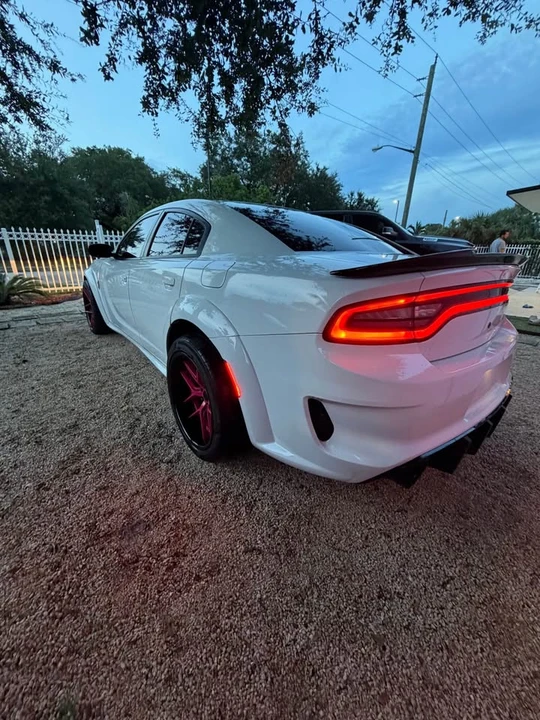 2019 Dodge Charger 7th Gen - Image 5 of 11