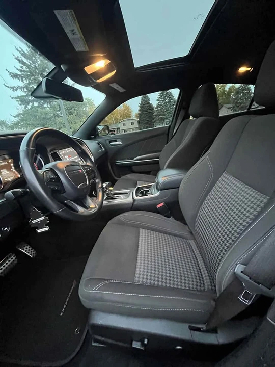 2019 Dodge Charger 7th Gen - Image 9 of 14