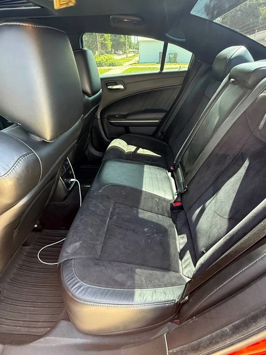 2019 Dodge Charger 7th Gen - Image 15 of 16