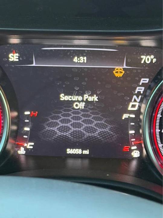 2019 Dodge Charger 7th Gen - Image 11 of 12
