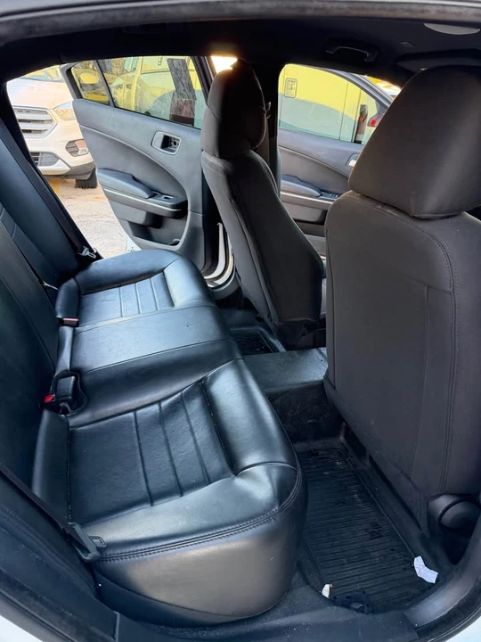 2019 Dodge Charger 7th Gen - Image 10 of 12